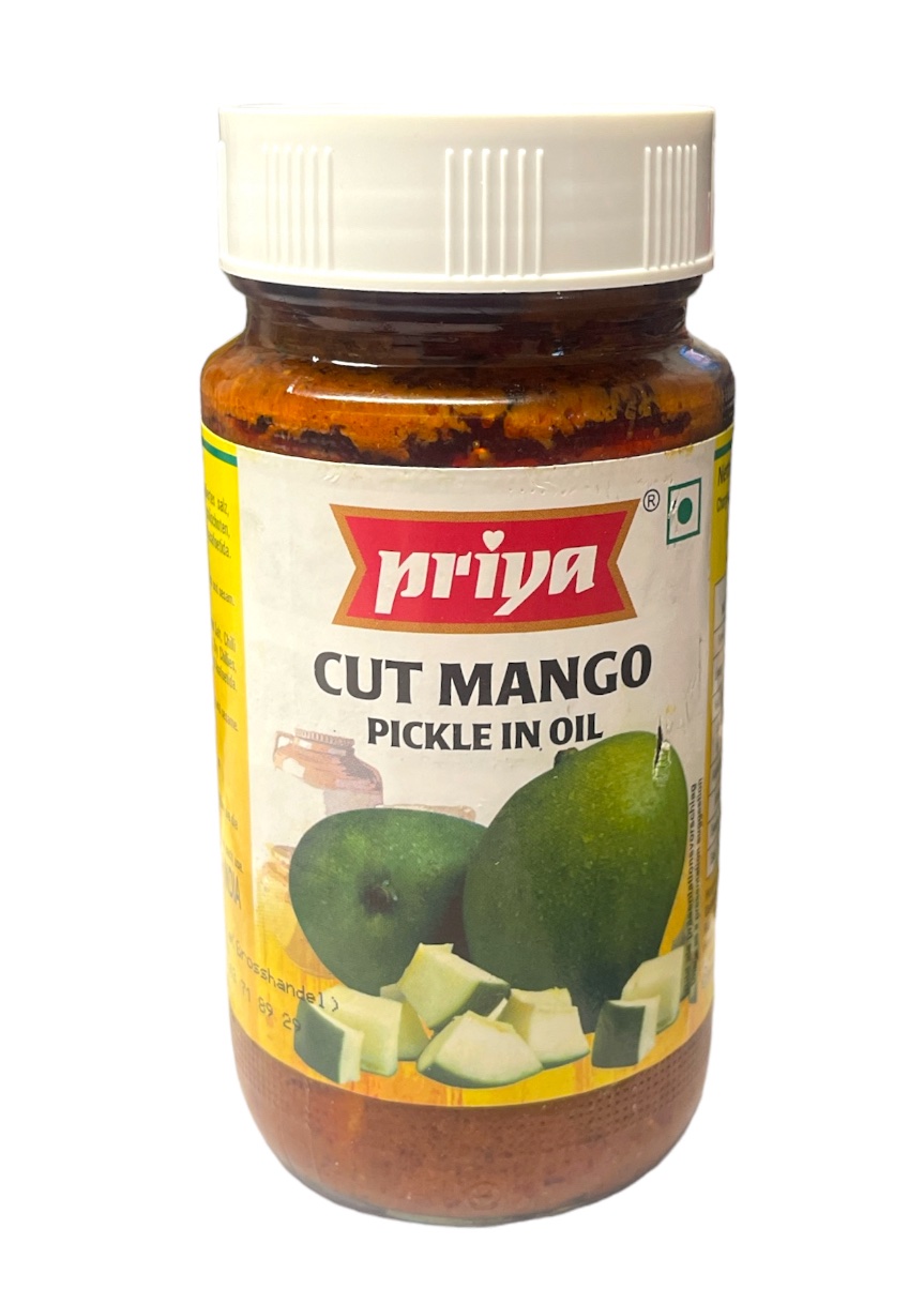 Priya Cut Mango Pickle in Oil (300g)